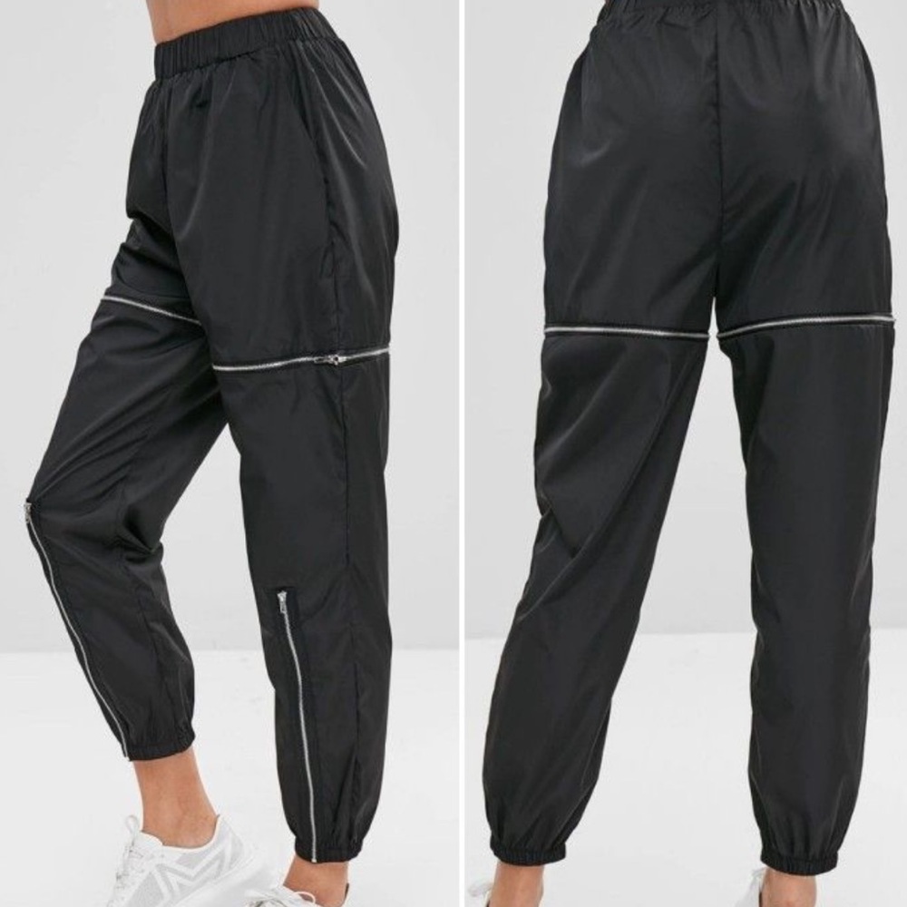 Elastic Waistband Black Pants with Edgy Zipper Lining
